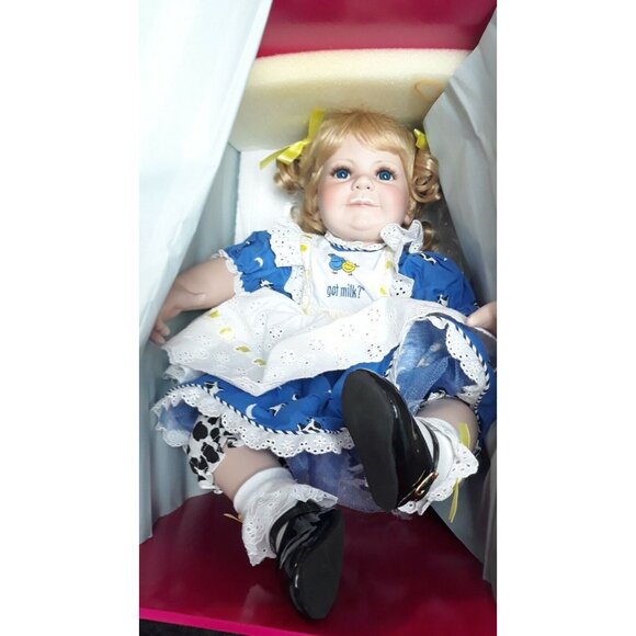 Marie Osmond Sitting Porcelain Doll 14" Got Milk Cows Cup Milk Mustache W/ COA - Picture 11 of 12